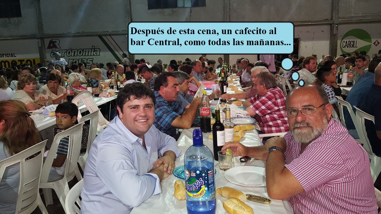El secretario de la Red Vial, Alfredo Della Savia (antes kirchnerista y ahora macrista) se fue a tomar un café luego de la fiesta de fin de año de Cambiemos.