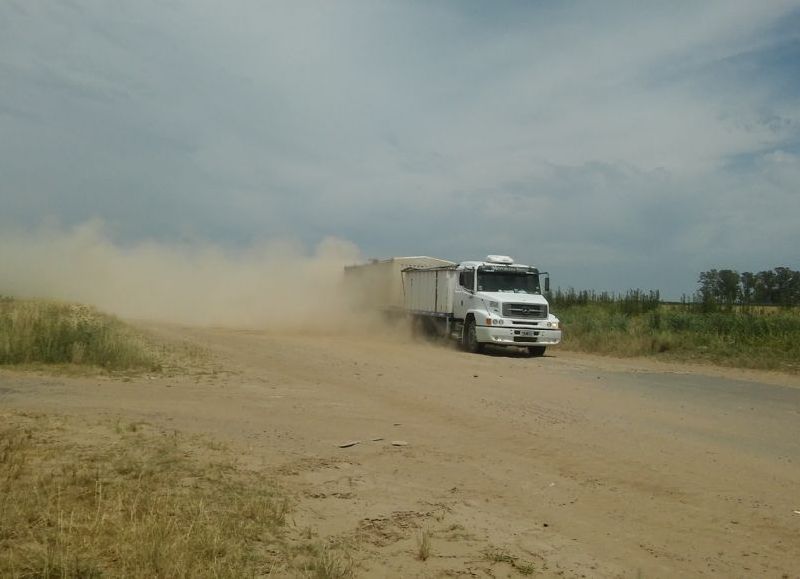 En la sesión ordinaria de este jueves 21 de junio de 2018 se aprobarán finalmente los convenios que celebró oportunamente el intendente municipal, referidos a la rescisión del contrato anterior con la firma Alquimac y los que financian la pavimentación de la Ruta 45, con Vialidad Nacional y con el Ministerio de Infraestructura y Servicios Públicos de la Provincia.
