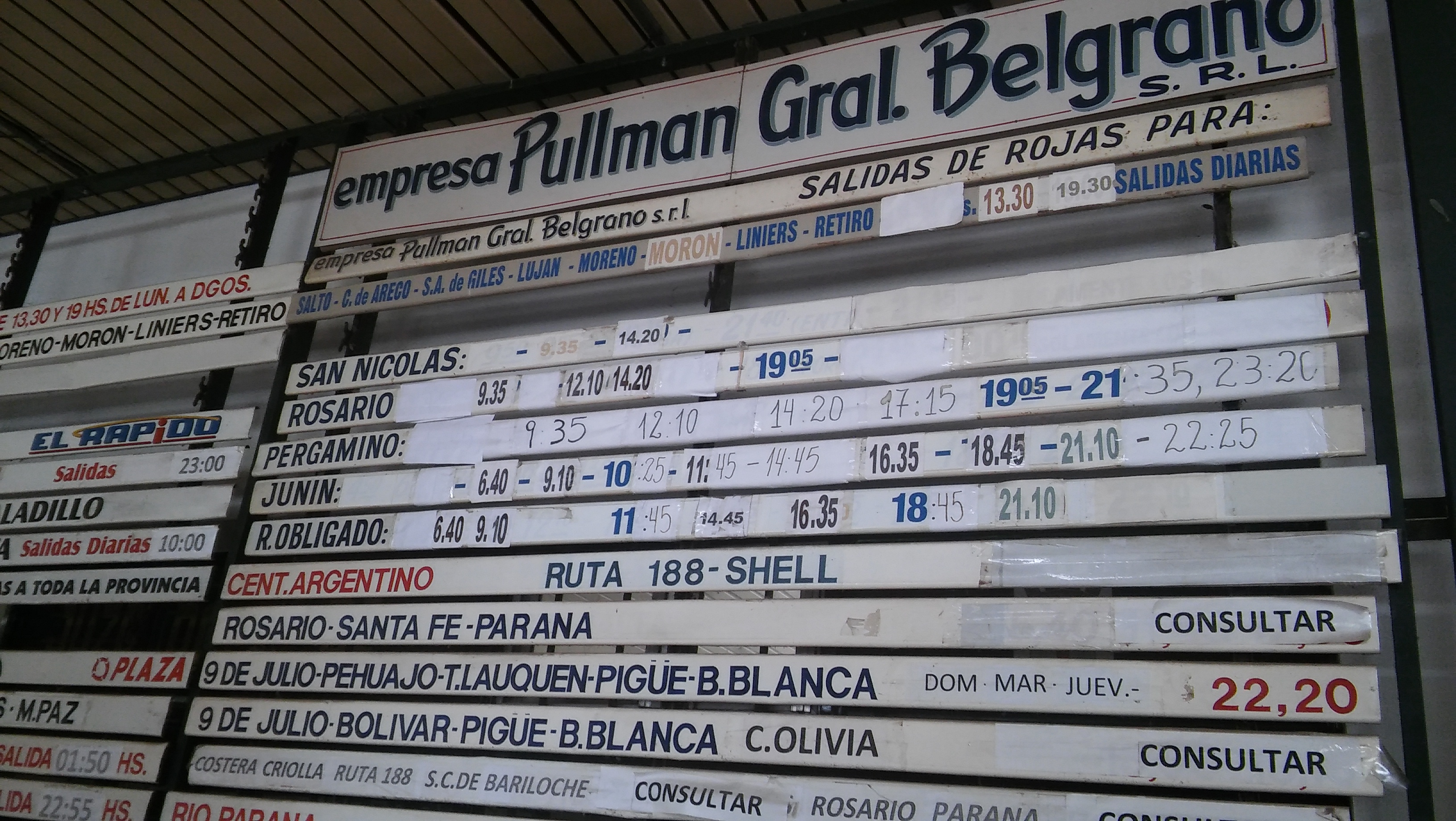 Finaliza otro año más sin que las autoridades que correspondan hagan valer los derechos de los ciudadanos que no tienen otra alternativa para viajar que utilizar los servicios de Pullman Generl Belgrano, empresa que se aprovecha de la condición de ser la única prestadora.