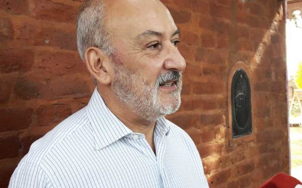 El concejal del Frente Renovador, Luis Caso, expuso que “los productores nuevamente denunciaron el incumplimiento del intendente Claudio Rossi de todas las promesas que les hizo, que los caminos están cada vez peor y que no dio respuestas al pedido de hacer funcionar el Consejo Asesor (CAMPR)”.