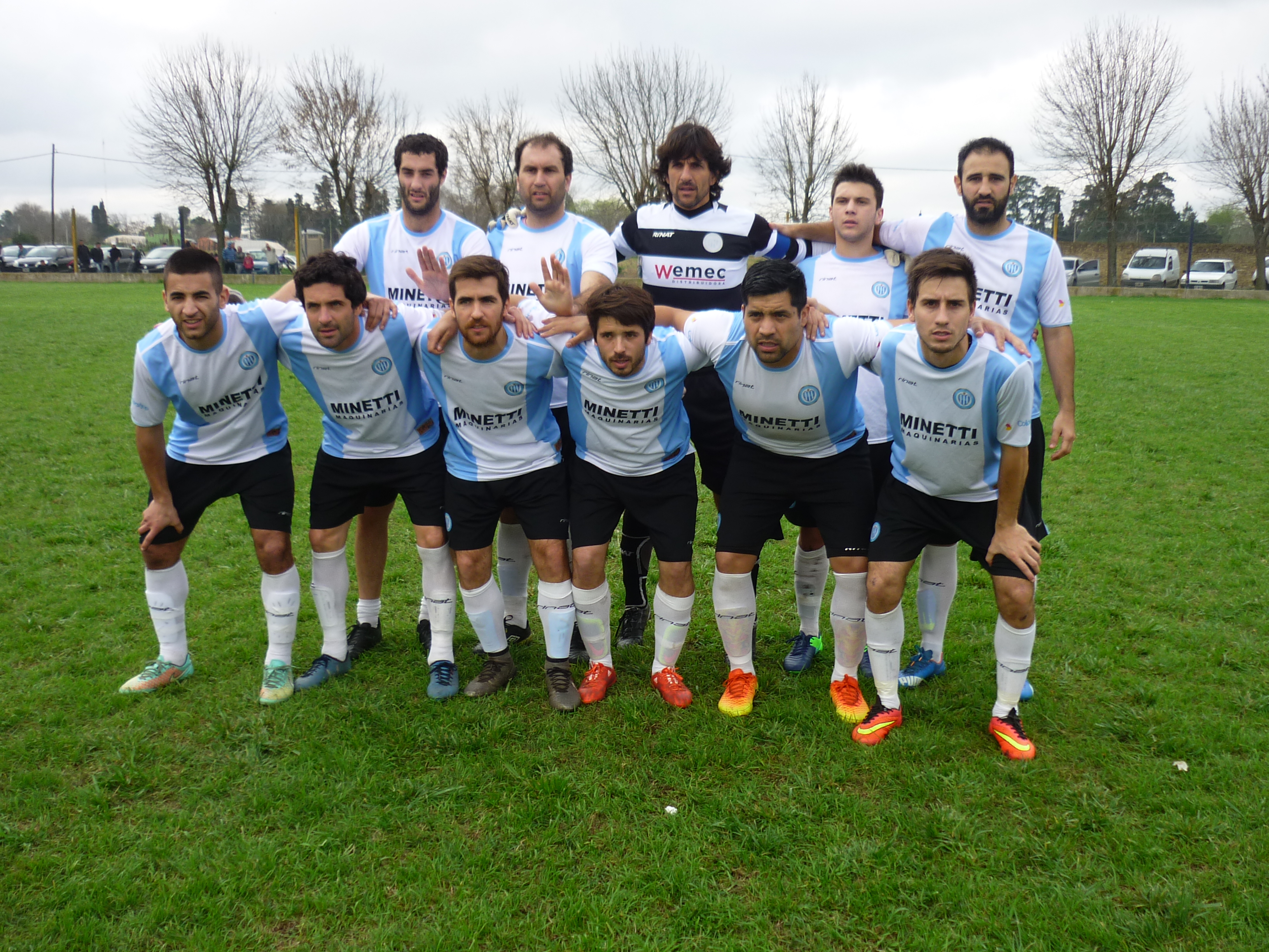 En la tarde de domingo se jugaron los encuentros que restaban de esta sexta fecha del Torneo Local que organiza la Liga Deportiva de Fútbol de Rojas, que se basó en el recupero de los mismos tras las suspensiones semanas anteriores.