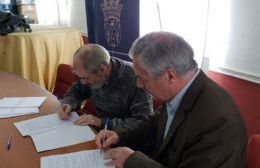 El Municipio firmó convenios con la Escuela Especial y el Centro de Formación Profesional