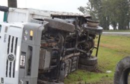 Accidente en la Ruta 32 como consecuencia del temporal: Un herido grave