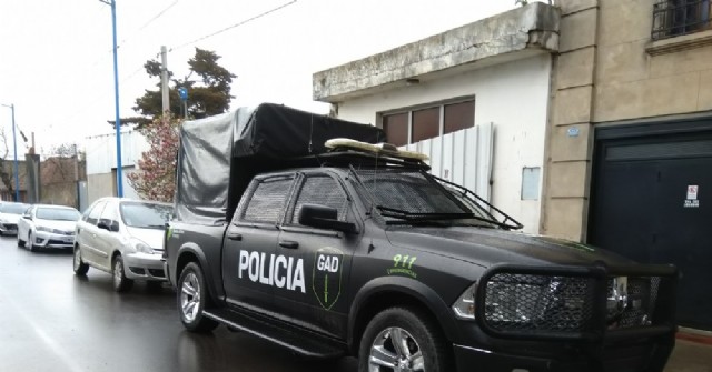 Fuerzas policiales ejecutaron tres allanamientos en Barrio La Loma