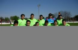 Fútbol de Primera: Ganaron Deportivo Unión y El Huracán