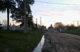 Vecinos de Diego Trillo se quejan por el pésimo estado de la calle