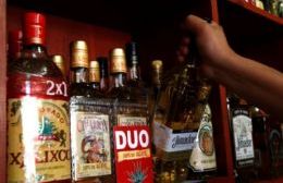 Advierten que aún rige el horario límite de las 21 horas para la venta de bebidas alcohólicas