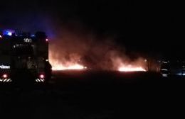 Nueva intervención de Bomberos por un incendio de pastos en la zona de Mataderos