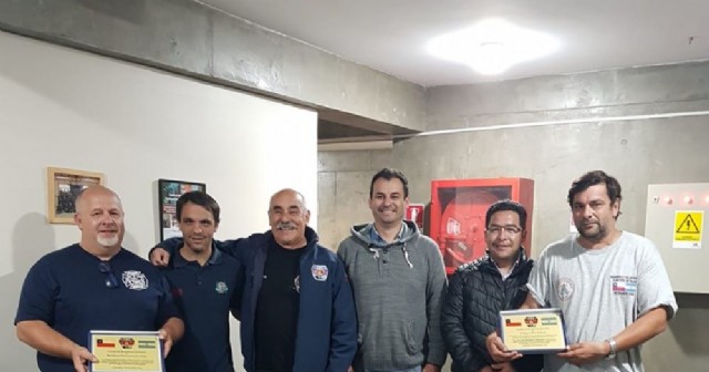 Los Bomberos Voluntarios de Rojas están finalizando su estadía en Chile