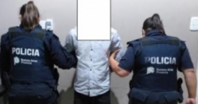 Informe policial sobre el procedimiento que derivó en la detención de dos jóvenes en Barrio Santa Teresa