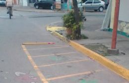 Insistimos: Los demarcadores de estacionamiento para motos son un verdadero peligro