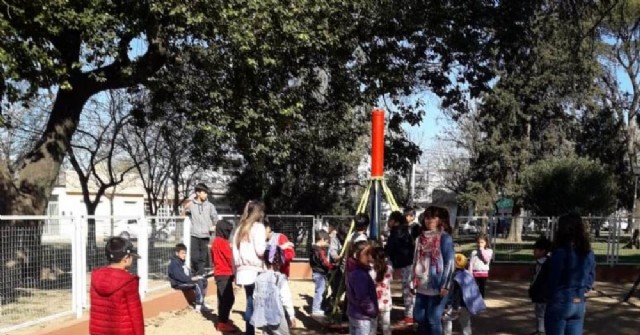 Festejos del Día del Estudiante en la Plaza España
