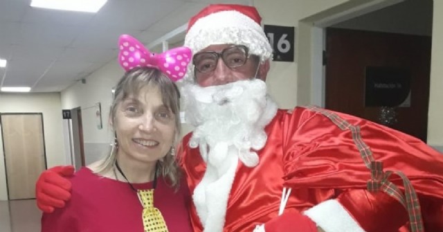 Papá Noel visitó a los pequeños que están internados en el Hospital Municipal