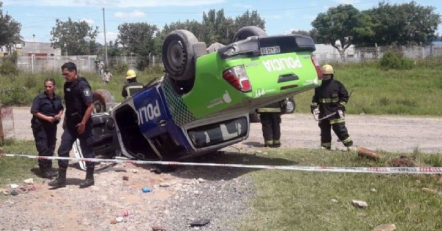 Dos agentes policiales de Rojas se accidentaron en Pergamino
