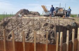 Avanza la construcción de una alcantarilla en la zona rural de Hunter