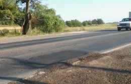 Alarmante estado del asfalto en la Ruta 188, antes de la rotonda