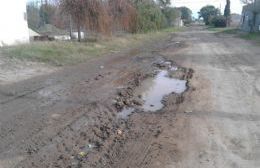 Un caño roto y varios vecinos molestos