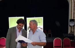 DUT: Rossi firmó convenio con la cartera agroindustrial bonaerense