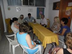 Luis Caso, el Delegado Dar�o Ruiz y varios vecinos decidieron aunar esfuerzos para refaccionar la Casa de la Cultura de Carabelas.