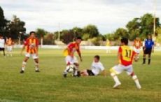 Escena del empate entre Barracas y El Hurac�n.
      
