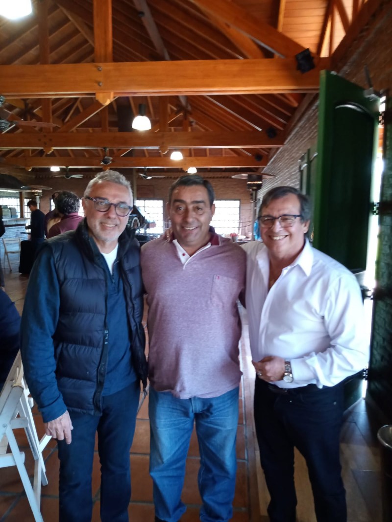 Encuentro en Tigre. Julio Zamora, Enrique Alvarado y Walter Leonardi.