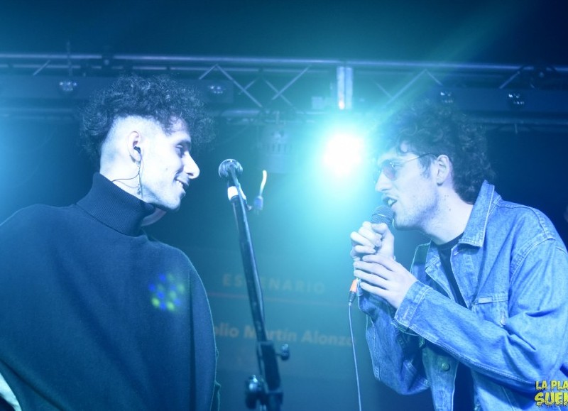 En este momento, la banda se encuentra en pleno rodaje del videoclip para su cuarto sencillo, que se trata de una colaboración con el solista Andrés Murray quien, además, es productor del disco de los semifinalistas.
