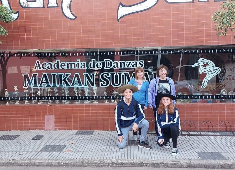 Pertenecen a la Academia Maikan Sumaj.