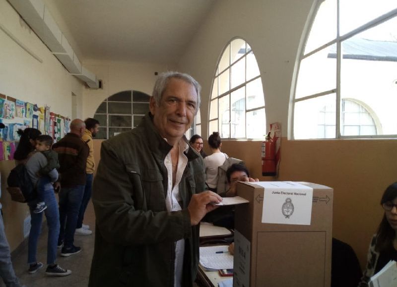 El voto del intendente.