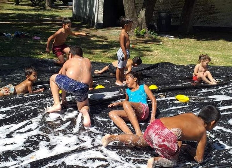 Cupos de 15 alumnos y tres horas diarias 