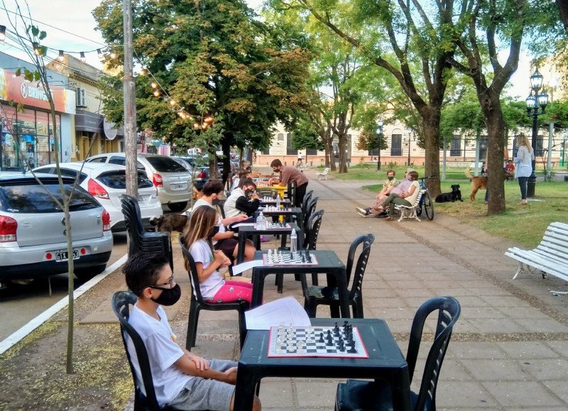 Simultáneas al aire libre.