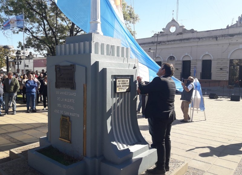 Emotiva ceremonia.