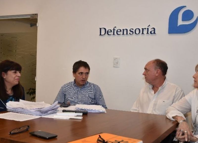 Enfático reclamo.