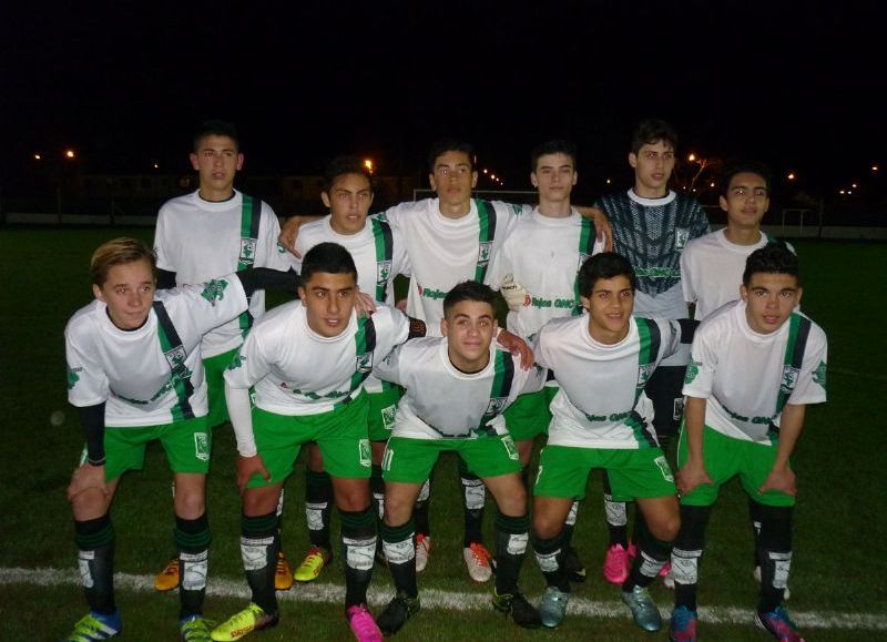 La selección Sub 15 pasó de ronda.
