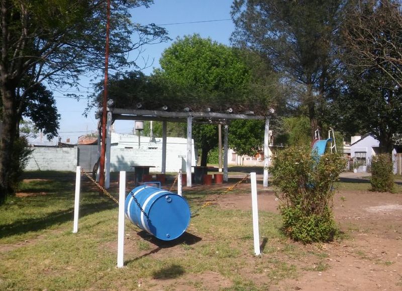 Inauguran remodelación de su plazoleta.