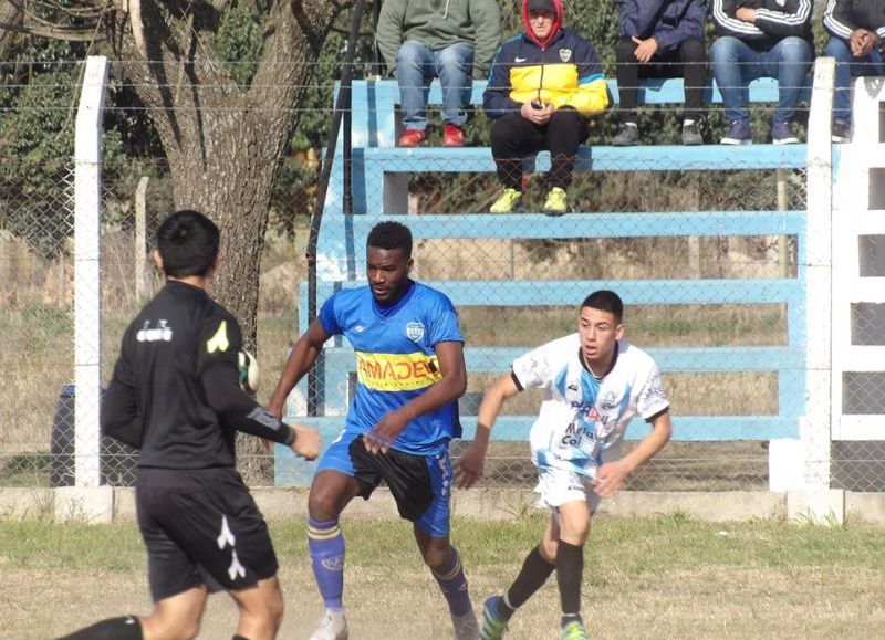 Empezó a rodar el balón.