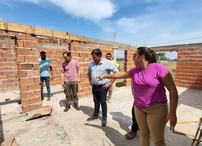 Recorrida del intendente Bouvier.