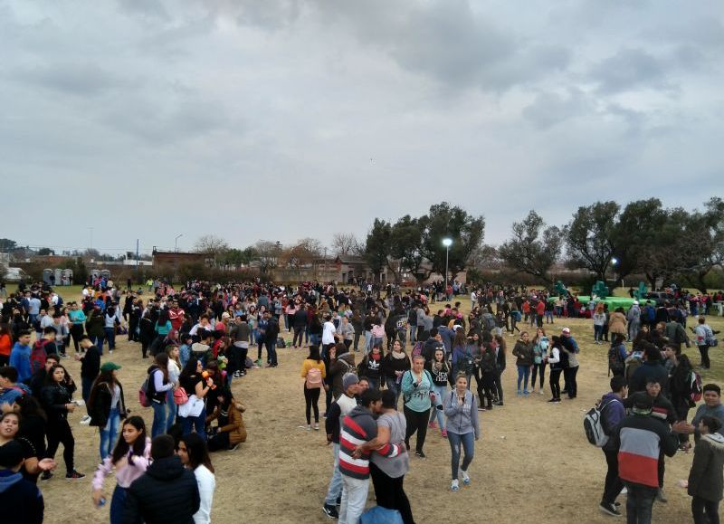 Festejos del Día del Amigo en el Prado Español.