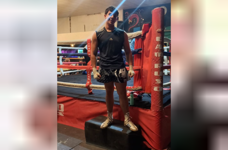 Joaquín Ruiferreiras empató ante un rival de Baradero.