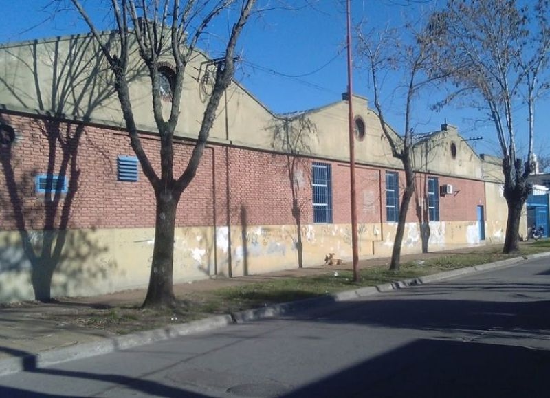 Rivero acusa que cayeron las ventas porque sus trabajadores no quisieron fabricar ciertos productos.
