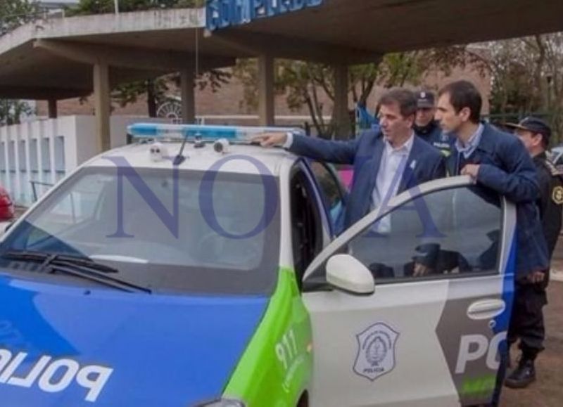 El intendente Pablo Petrecca junto a Cristian Ritondo, titular de la Seguridad bonaerense. (Foto: NOVA)