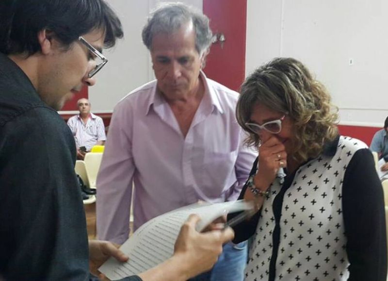 Firmaron 60 familias.