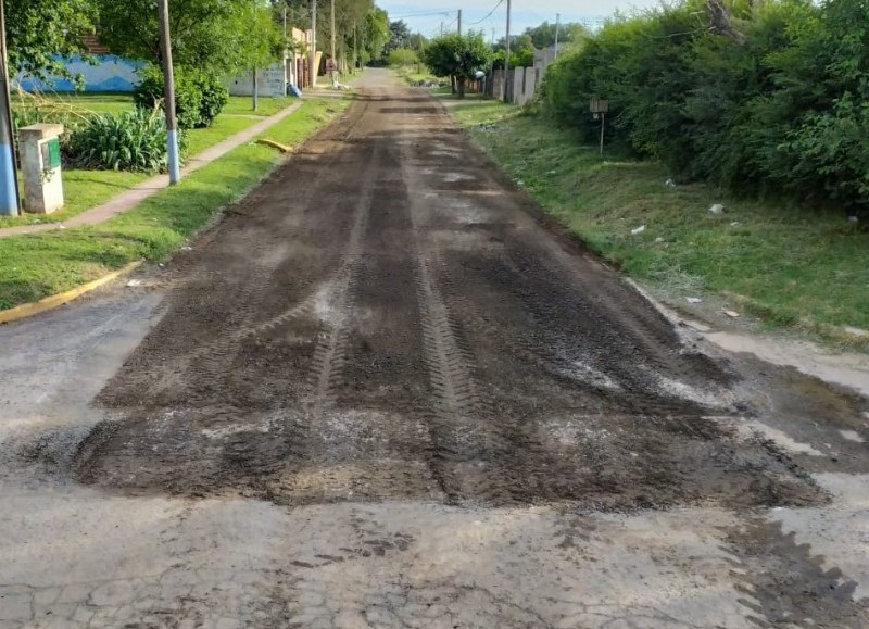 Cuneteo y, en algunos casos, fresado.