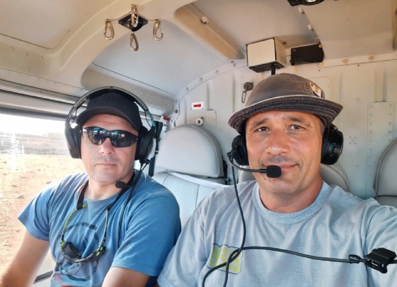 Los Bomberos Voluntarios de Rojas, encabezados por el director Municipal de Defensa Civil Lucas Laborde, estarán arribando a nuestra ciudad este domingo cerca del mediodía tras combatir los incendios forestales en Corrientes.