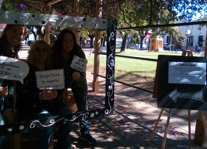 Cartillas en la Plaza San Martín.