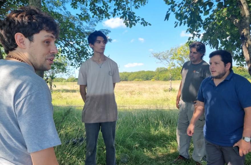 Fue a pescar al Río Rojas… y terminó encontrando un fósil de 10 mil años