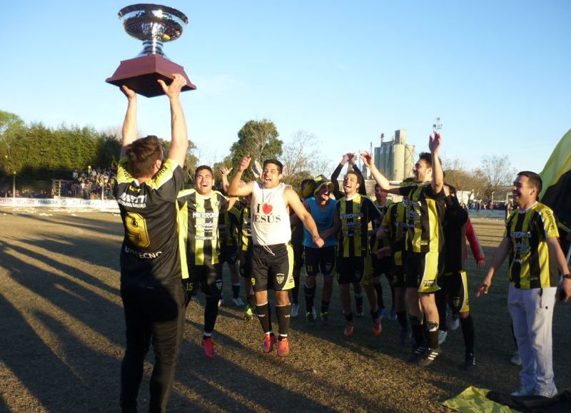 Derrotó a Jorge Newbery por penales y dio la vuelta olímpica.