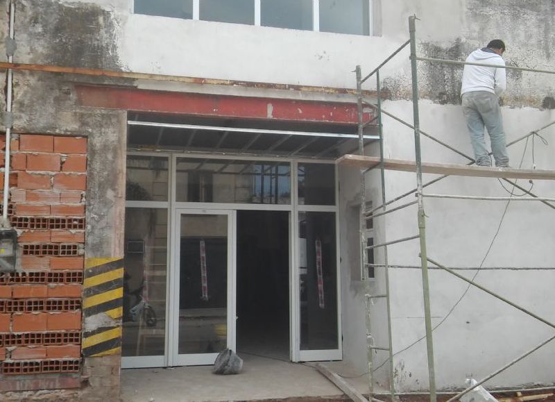 Ya quedó expuesta la nueva fachada.