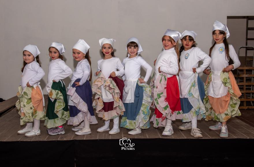La Escuela Municipal de Danzas de Carabelas realizará un viaje cultural a la Ciudad de Buenos Aires