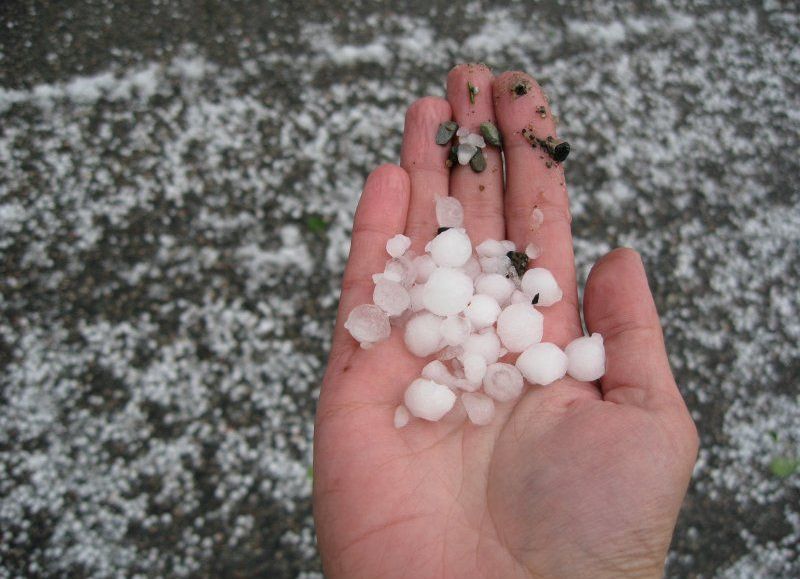 Otra vez lluvia y con granizo.