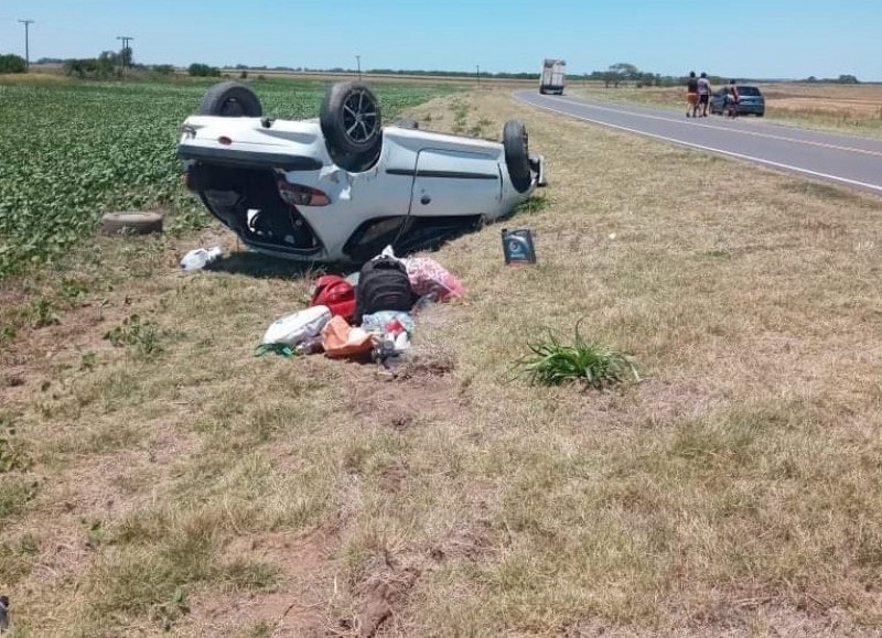 Así quedó el vehículo (foto: El Nuevo Rojense).